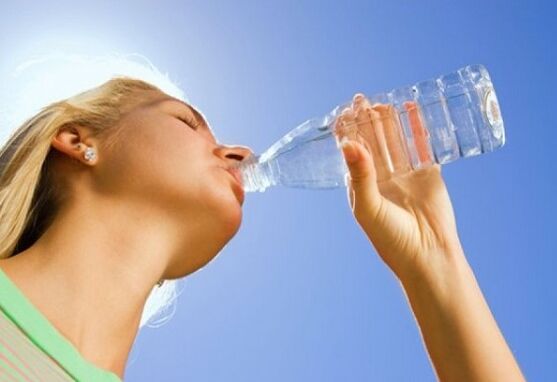 Infektion mit Helminthen durch Wasser